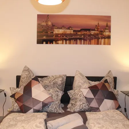 Comfortable On Elbe River * Δρέσδη