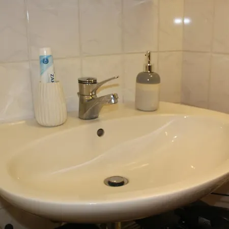 Comfortable On Elbe River *